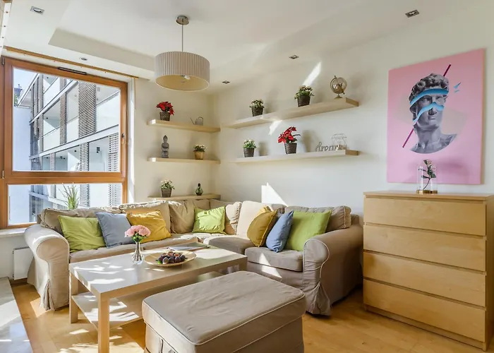 Lumina With A Large Balcony Near Presidential Palace And River Warsaw