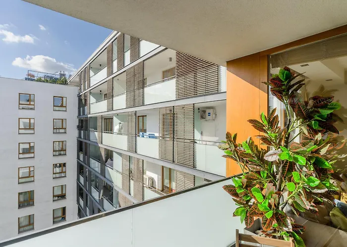 Apartment Lumina With A Large Balcony Near Presidential Palace And River Warsaw