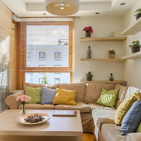 Lumina With A Large Balcony Near Presidential Palace And River