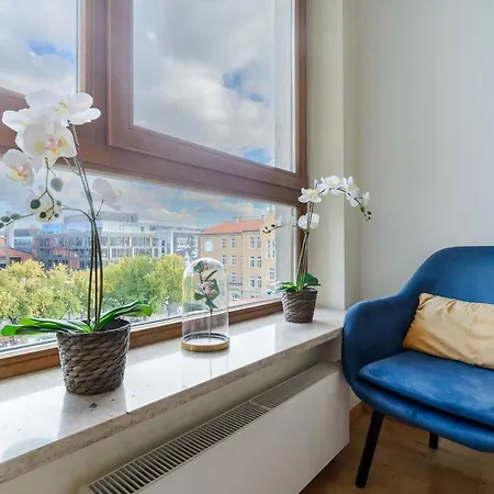 Lumina With A Large Balcony Near Presidential Palace And River Appartement *